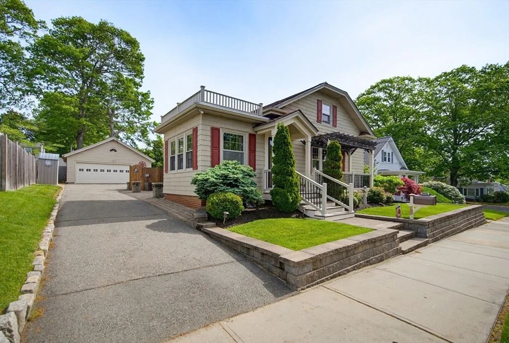 Photo of 488 Montgomery Street