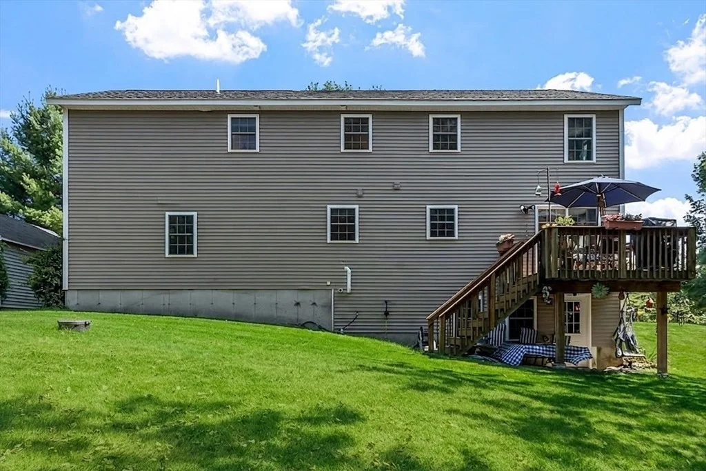 Photo of 93 N Common Rd