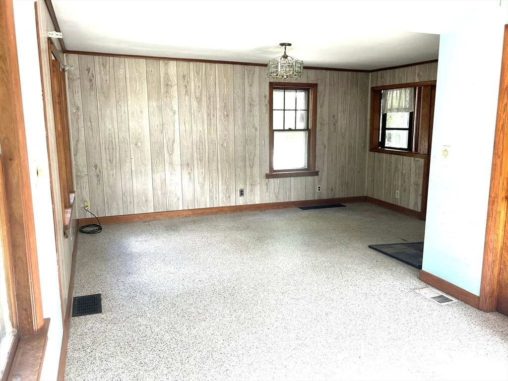 Photo of 61 Carruth Rd