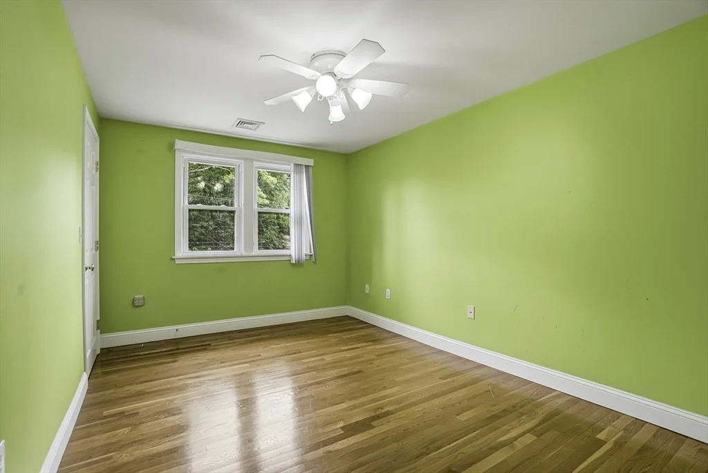 Photo of 57 Lanewood Ave