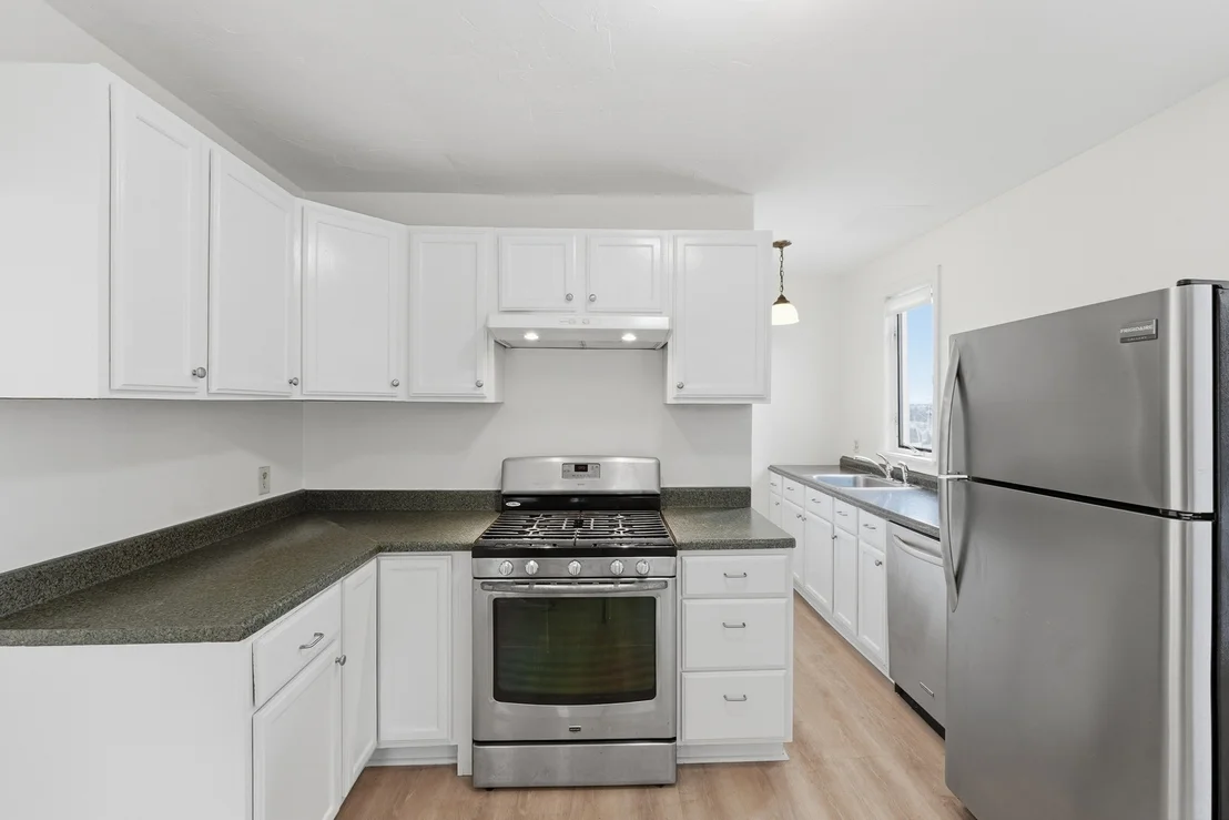 Photo of 165 Fairmont Ave