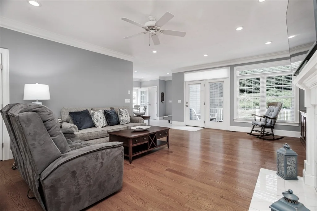 Photo of 150 Nicholas Dr