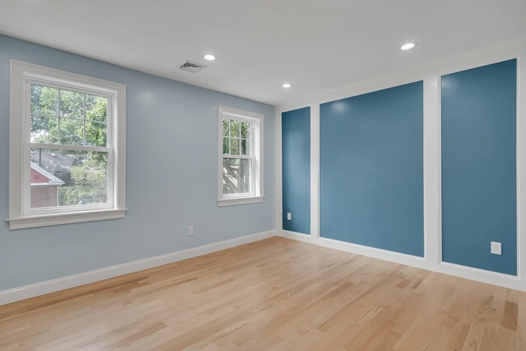 Photo of 8 Slayton Rd