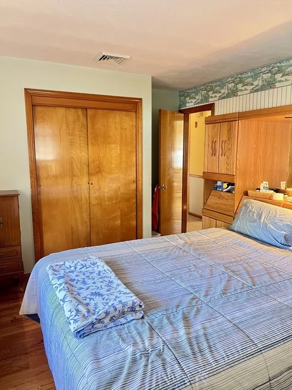 Photo of 157 Gardens Dr