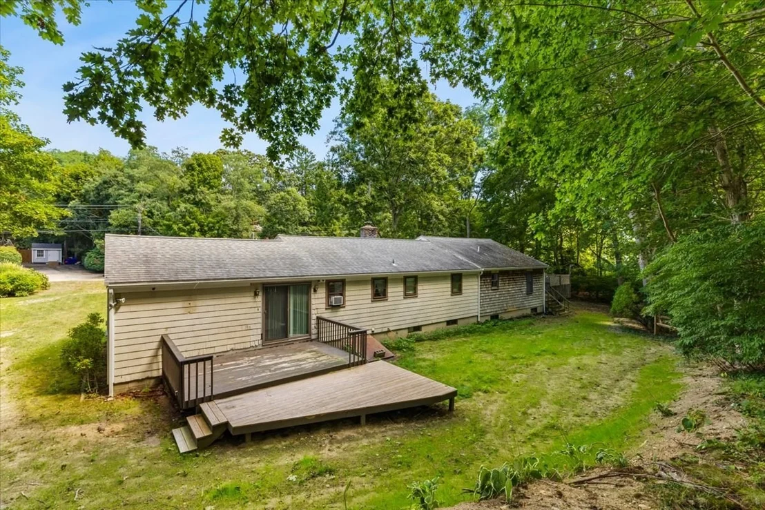 Photo of 8 Clay Pond Rd