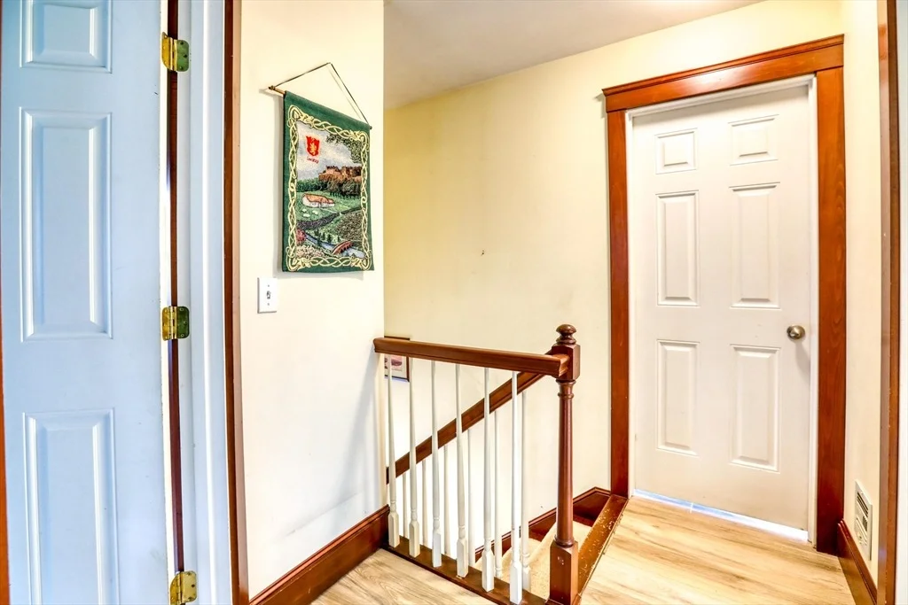 Photo of 31 Summit Avenue