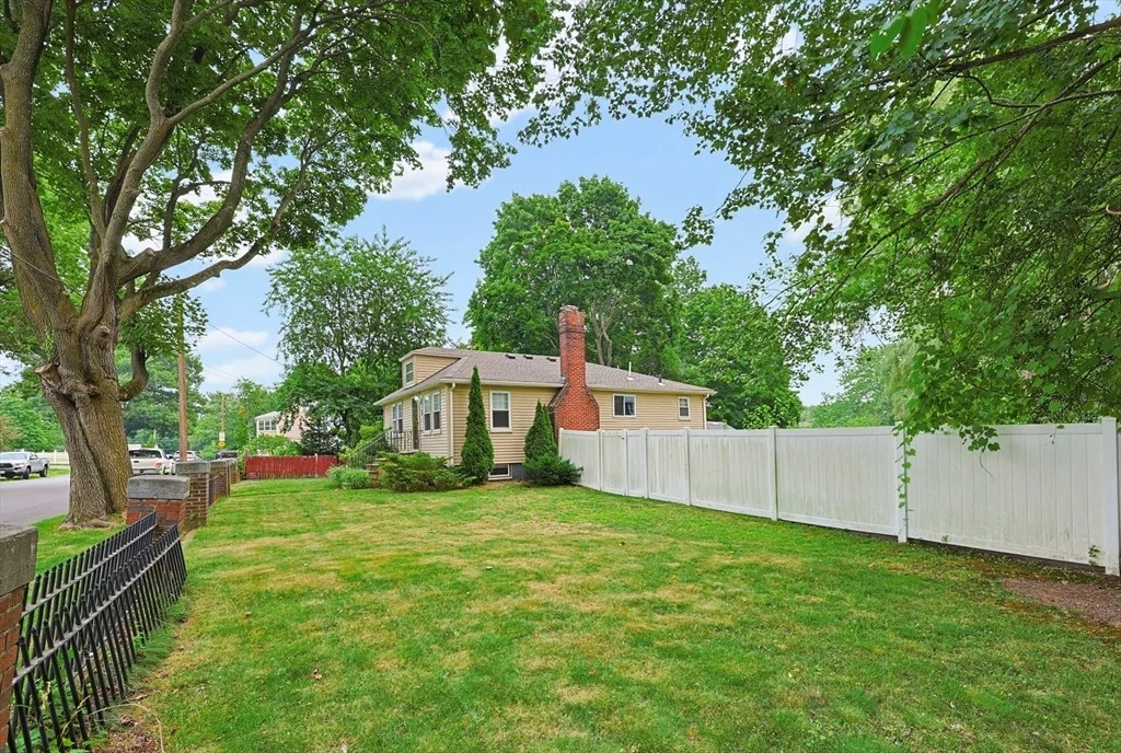 Photo of 53 Blaney Ave