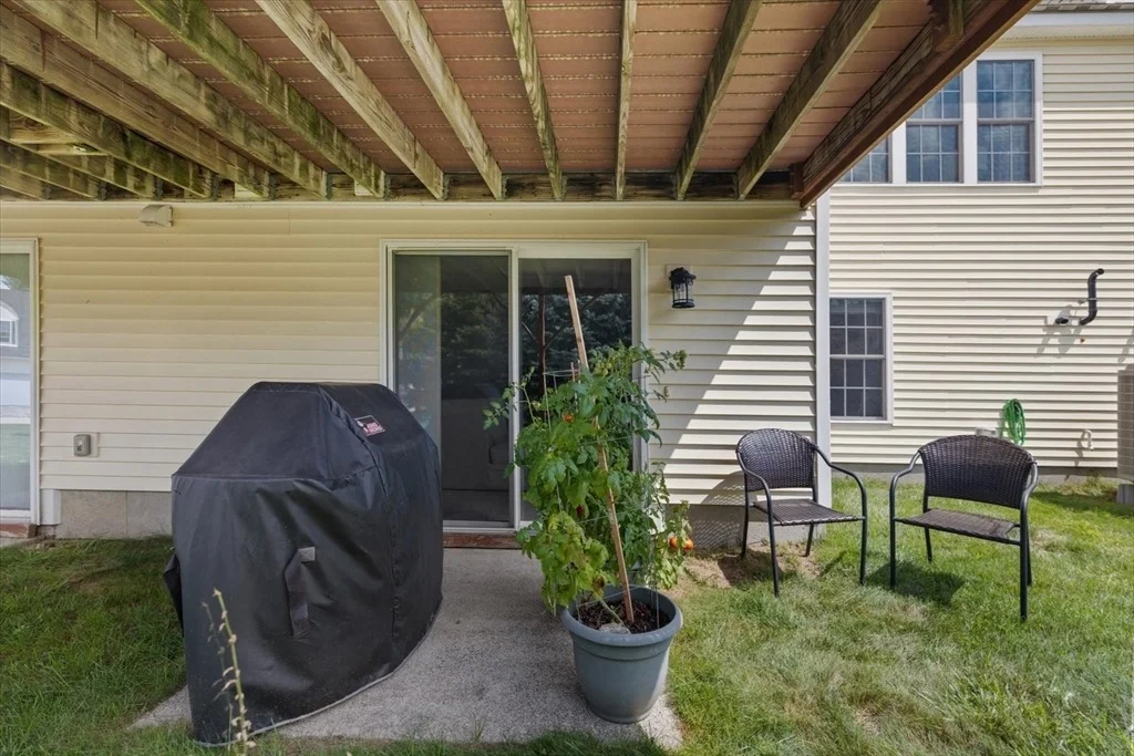 Photo of Unit C at 28 Coldspring Dr