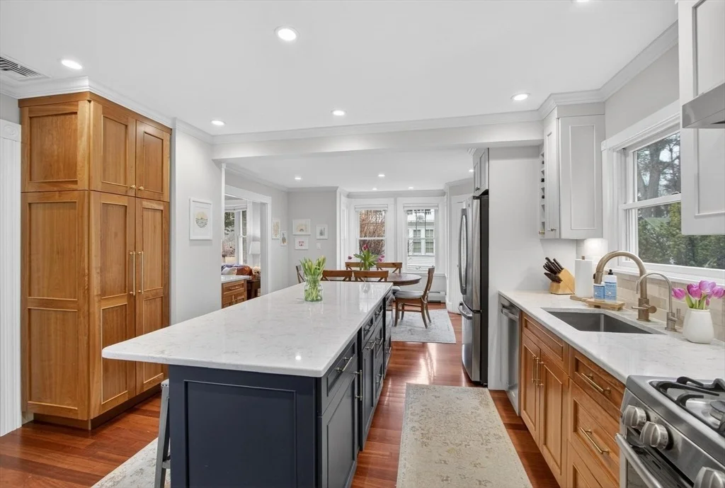 Photo of 52 Maple St