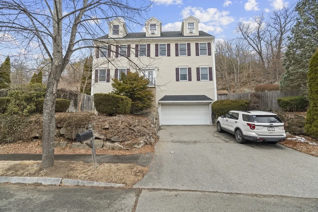 Photo of 7 Litchfield Road