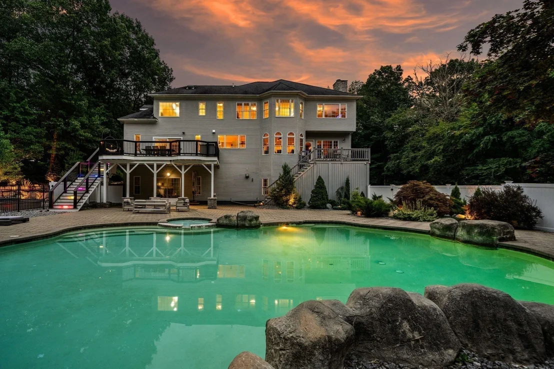 Photo of 9 Grandview Rd