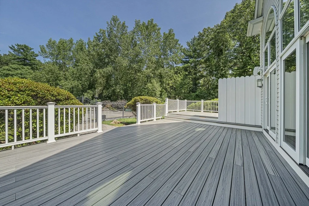 Photo of 40 Hillside Dr