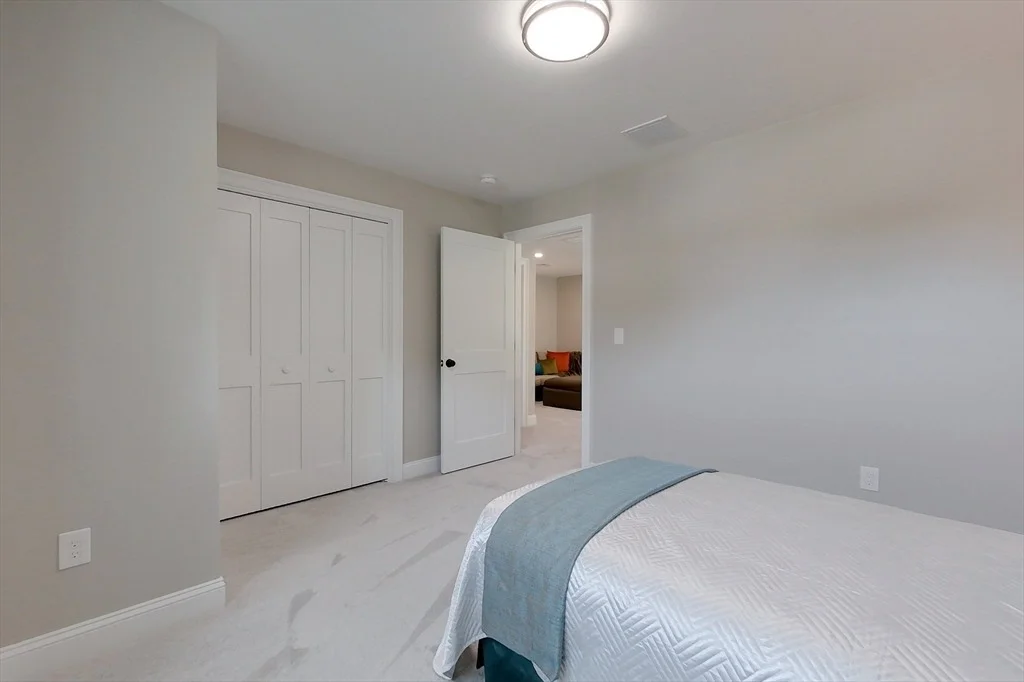 Photo of 10 Pleasant St