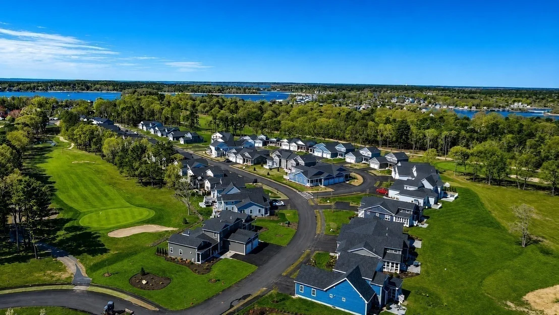 Photo of Unit D at 36 Starboard Dr