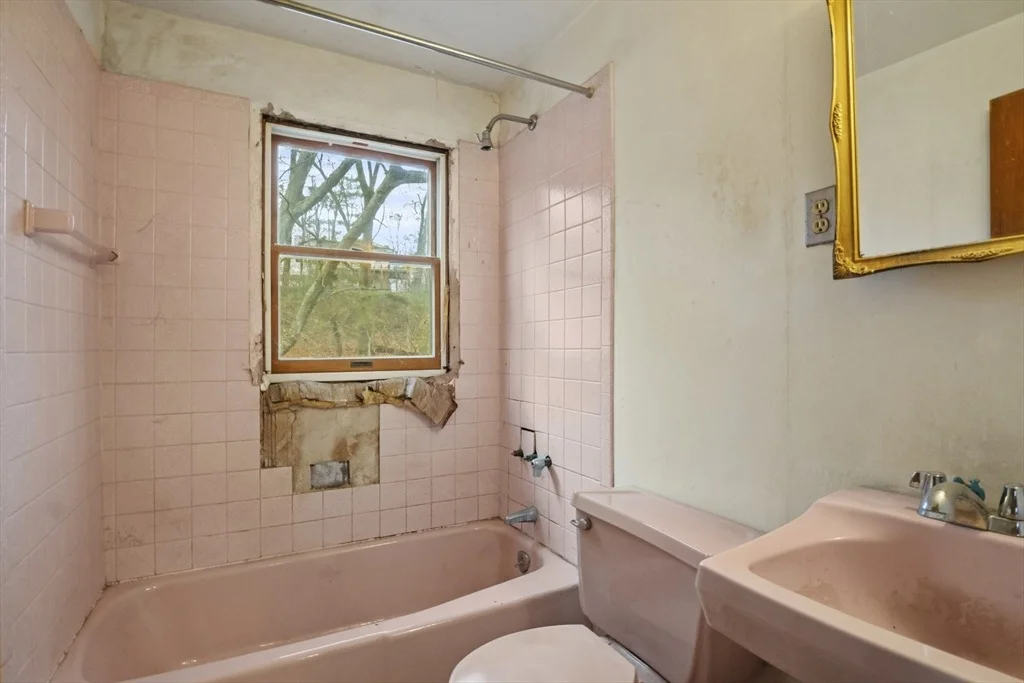 Photo of 15 Crescent Rd