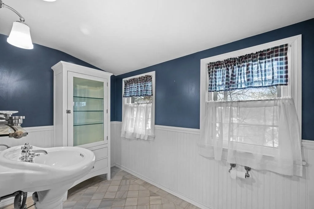 Photo of 10 Standish Way