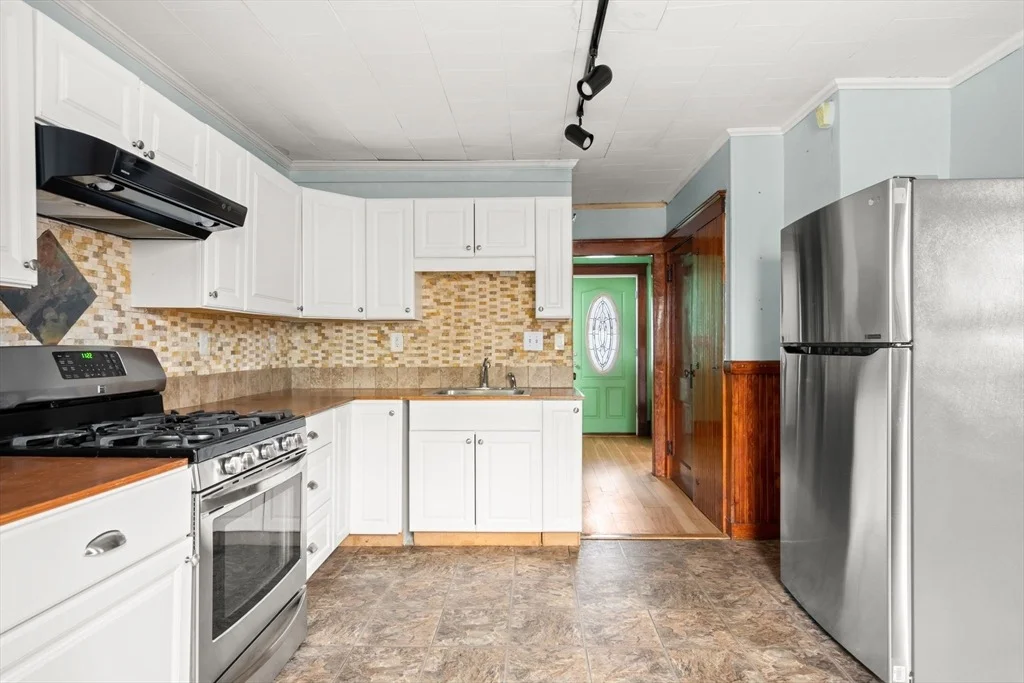 Photo of 82 Sylvester St