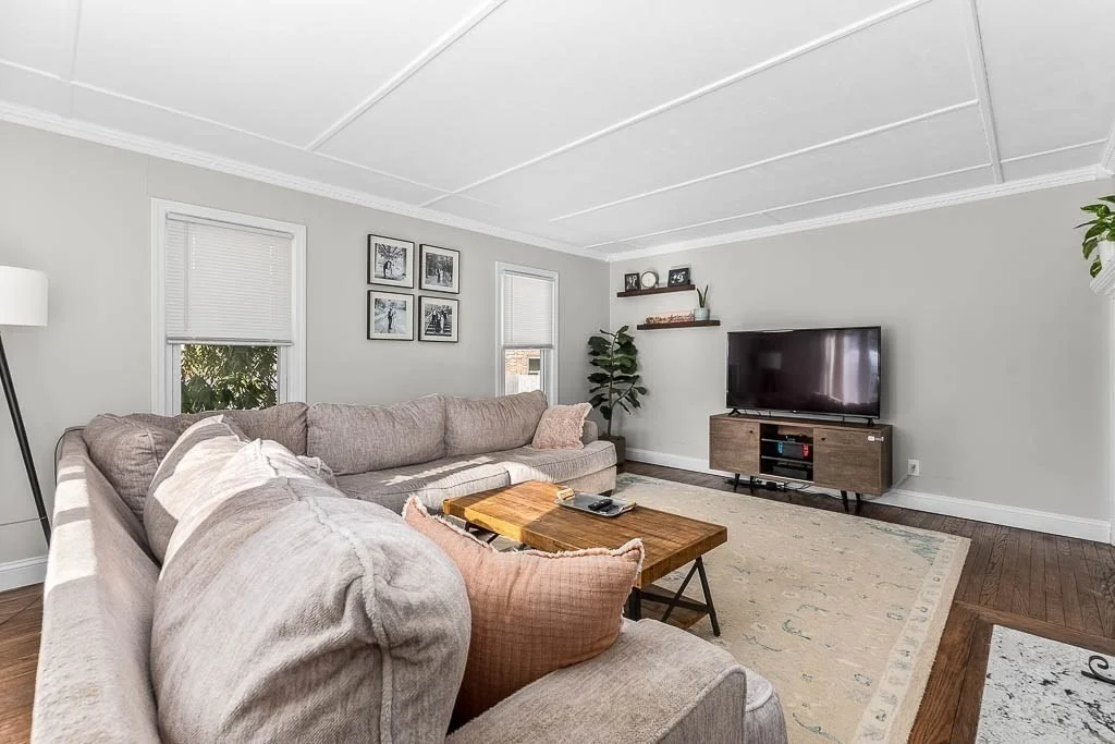 Photo of 375 Union St