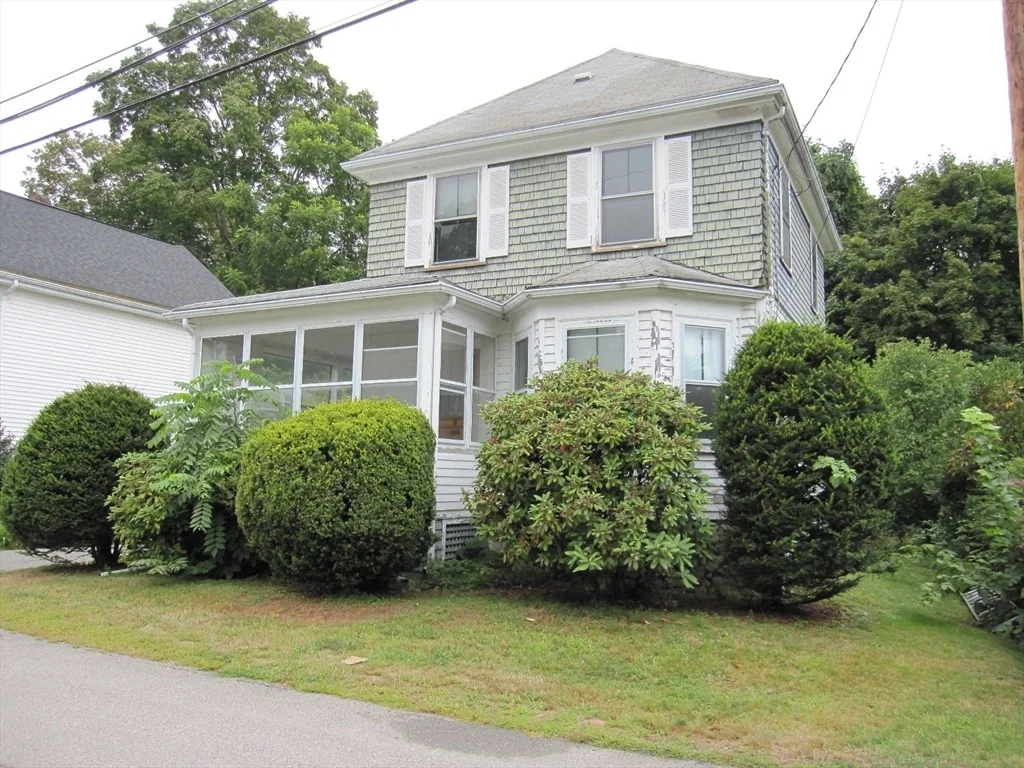 Photo of 6 Broads Avenue