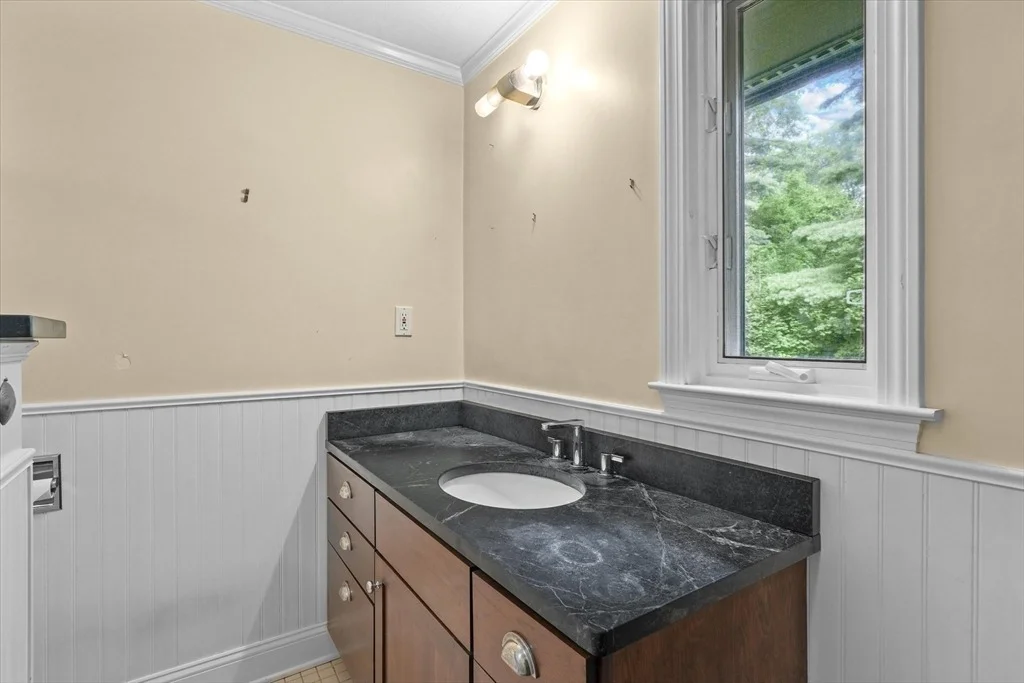 Photo of 8 Birch Ln