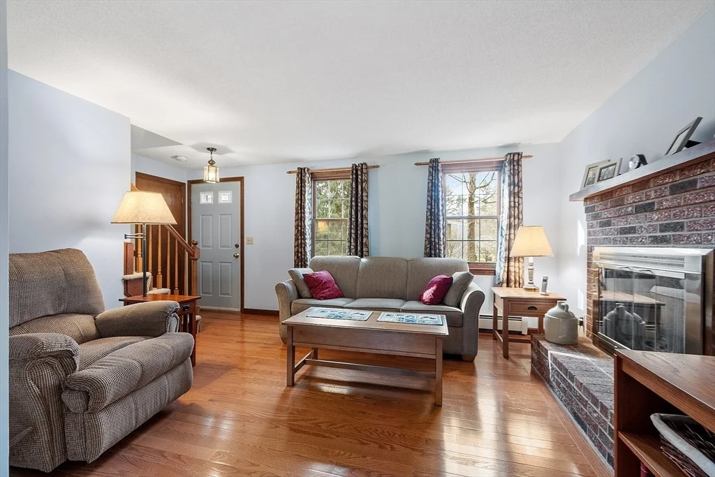 Photo of 14 Countryside Rd