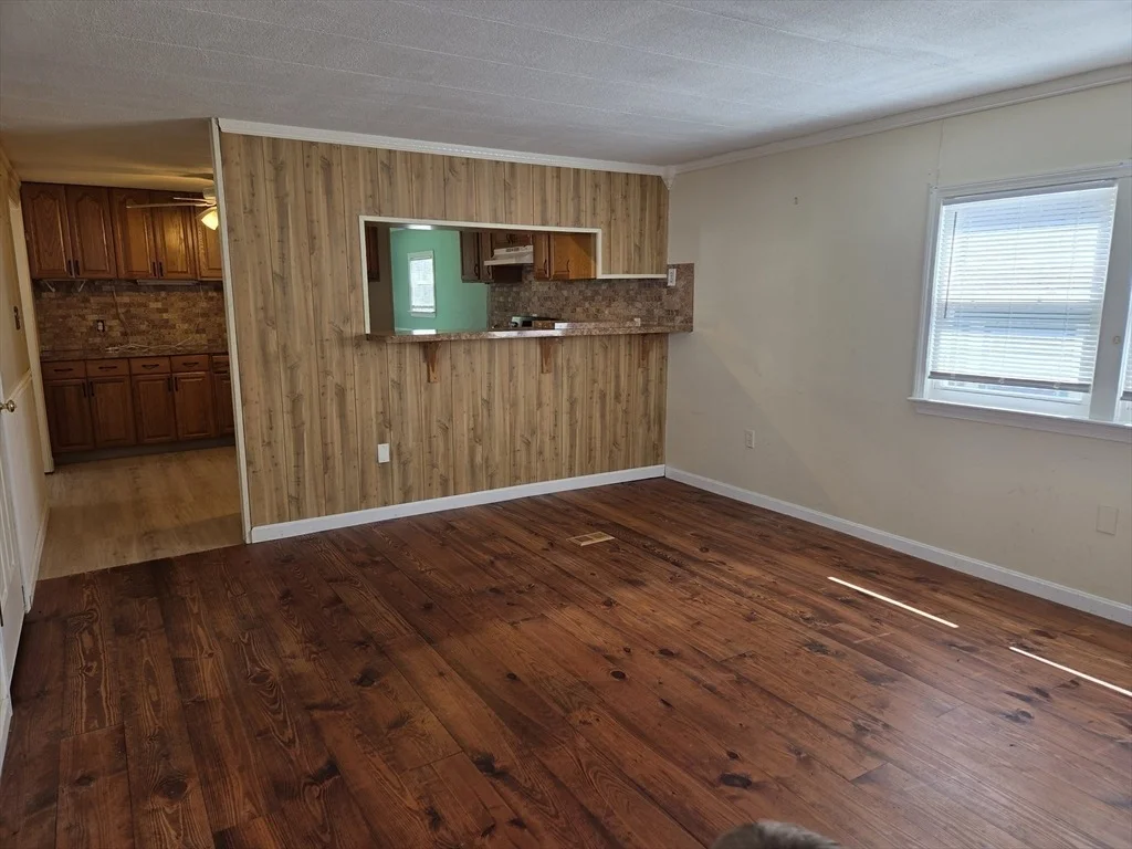 Photo of 84 Tavitian Blvd