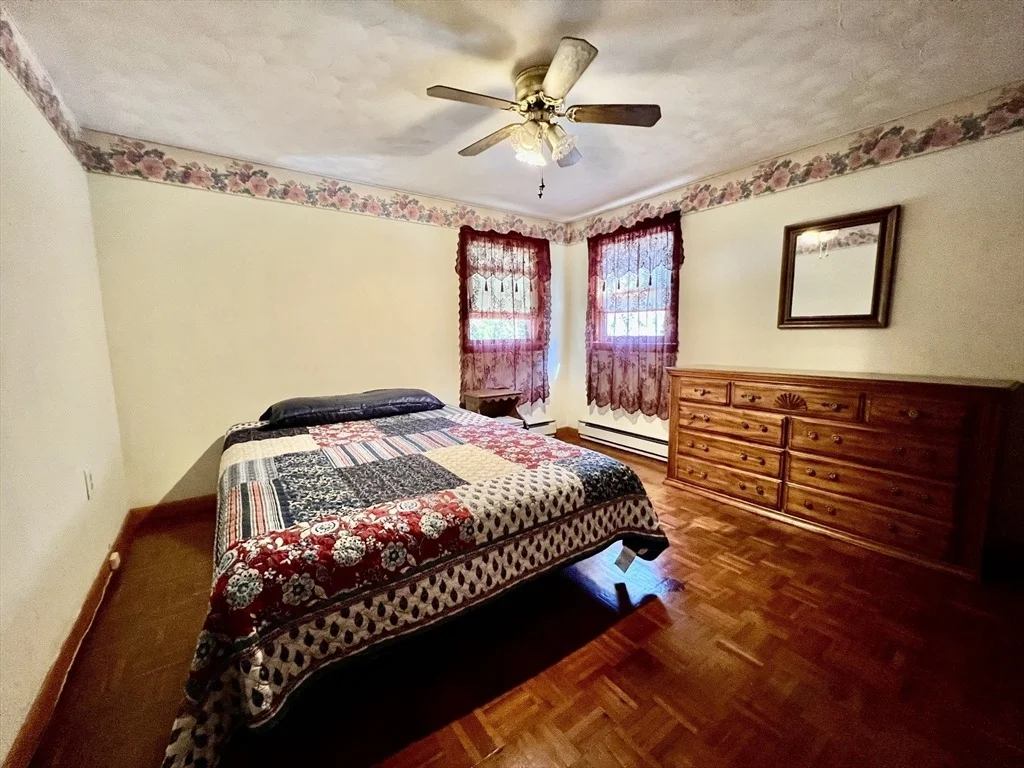 Photo of 60 Carousel Dr.