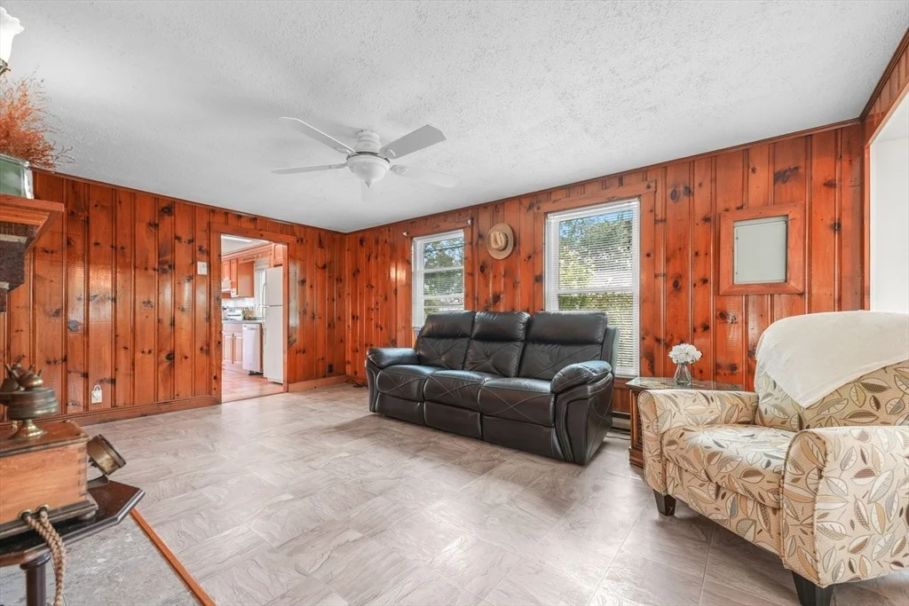 Photo of 8 Barnes St