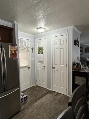 Photo of 7 Cadillac Dr