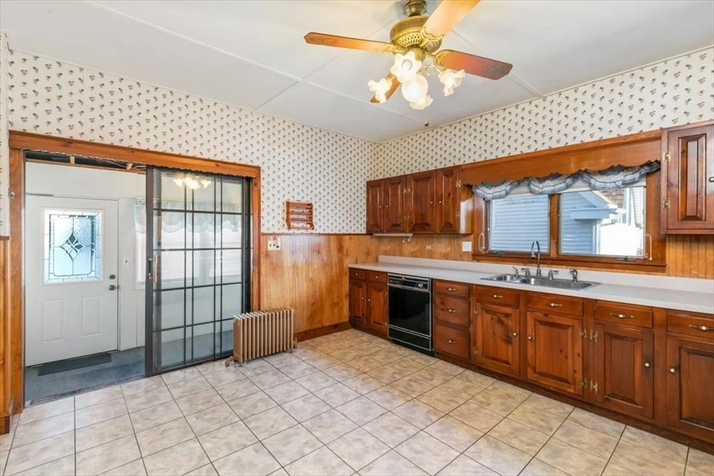 Photo of 7 Spring Ct.