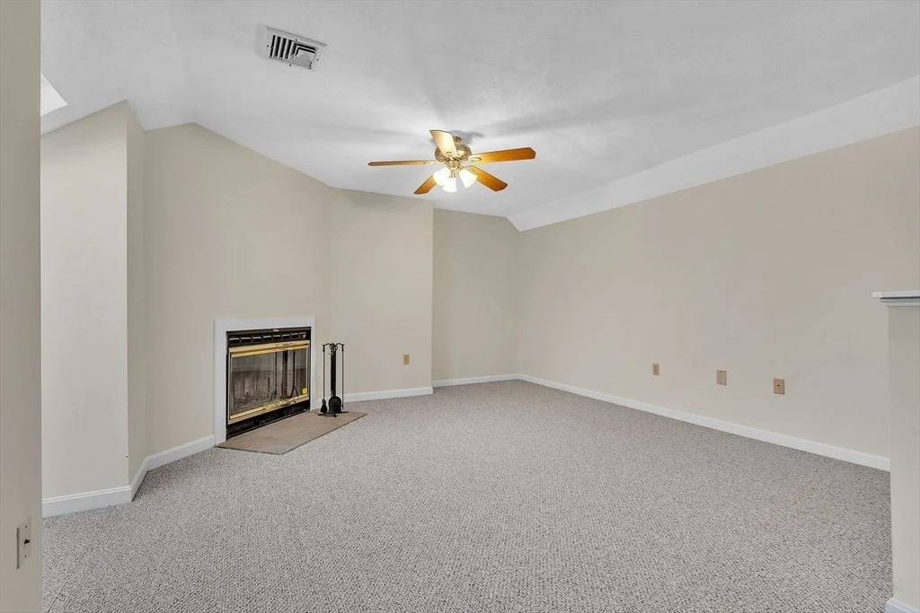 Photo of Unit 2 at 7 Deer Path