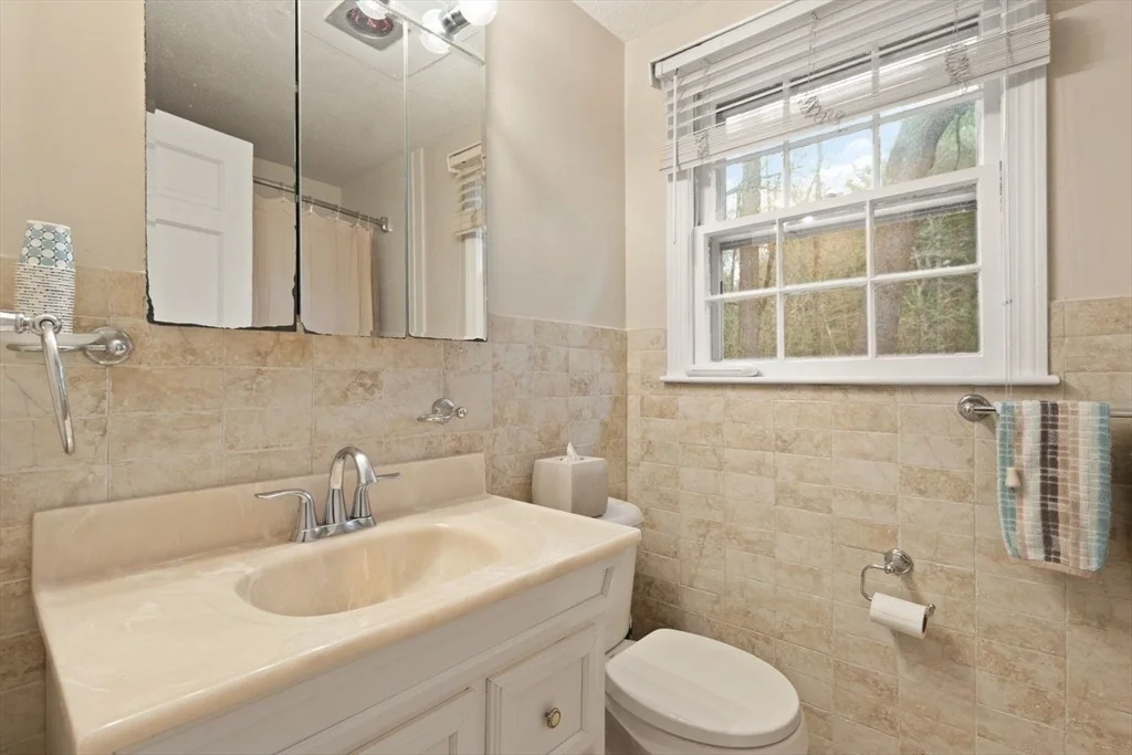 Photo of 24 Mohawk St