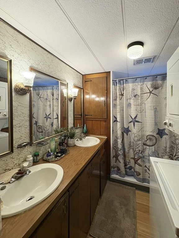 Photo of 9 King Dr
