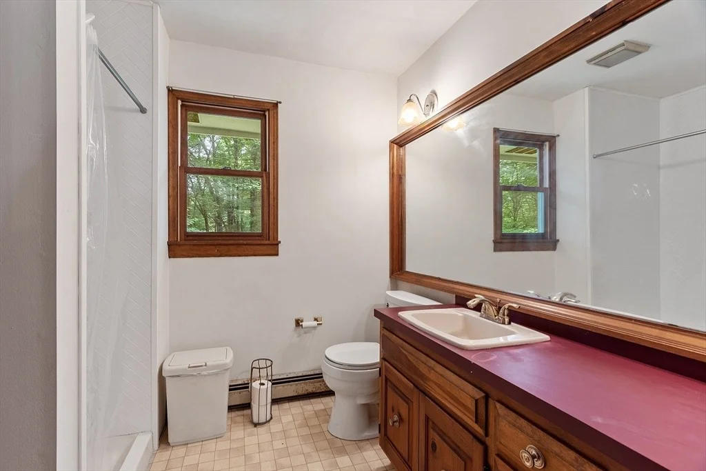 Photo of 192 Chipper Hill Rd