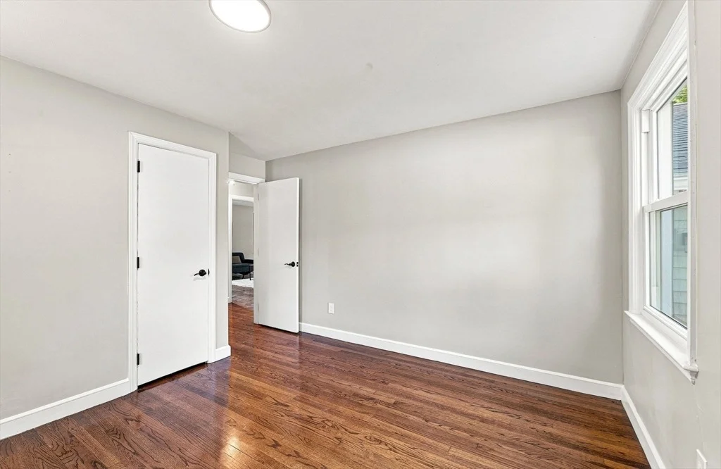 Photo of 3 Maplelawn Dr