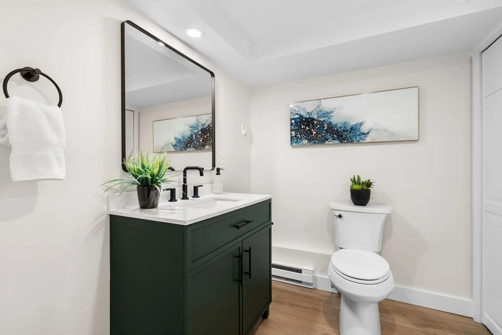 Photo of 84 Middlesex St