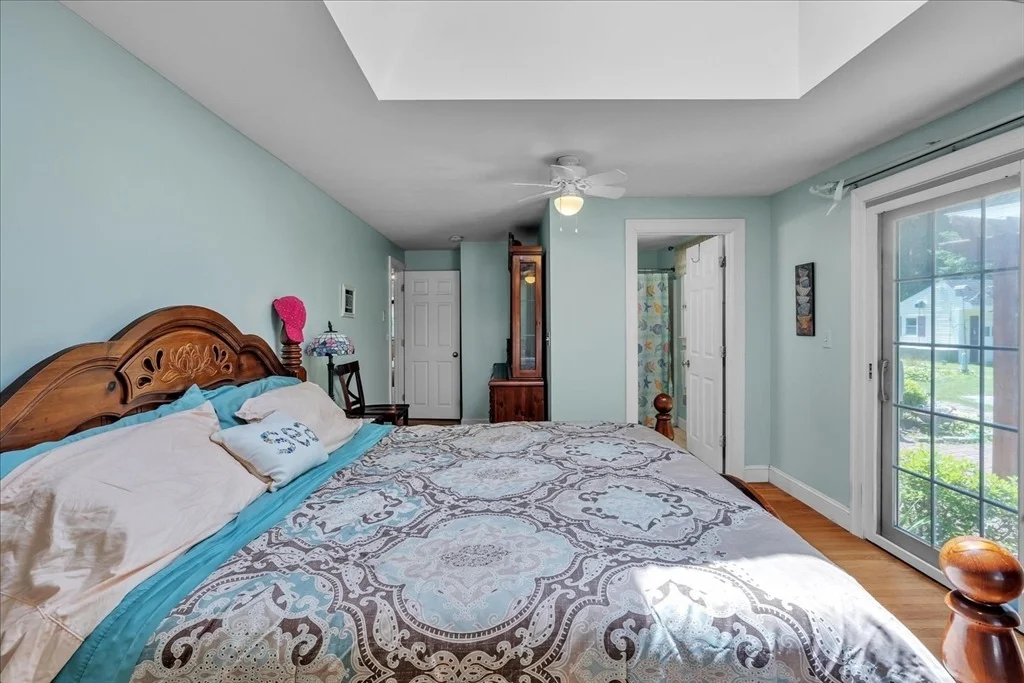 Photo of 33 Dean St.