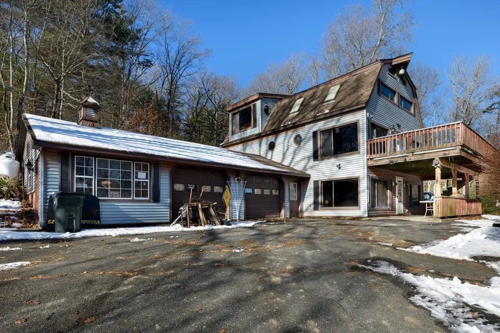 Photo of 375 Belchertown Rd