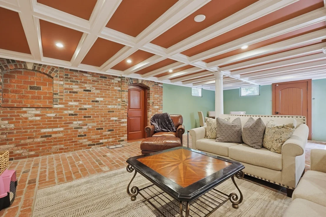 Photo of 457 Hanlon Rd