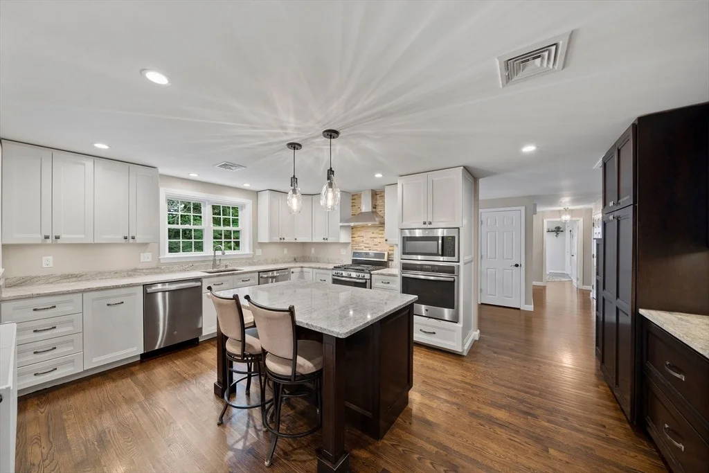Photo of 296 Chapman