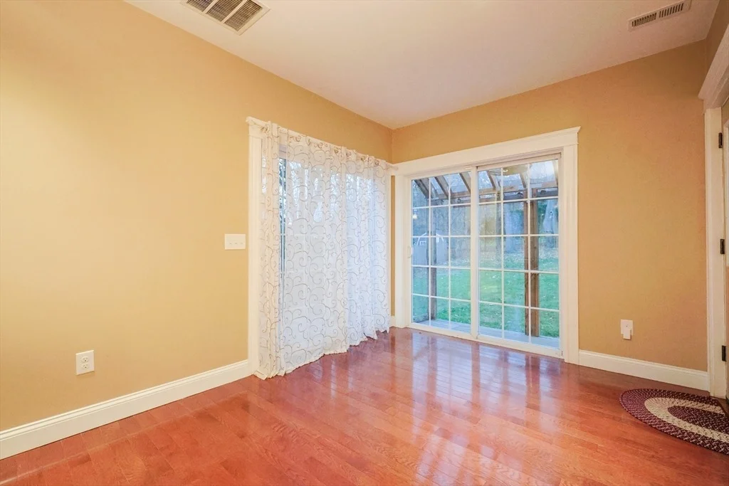 Photo of 11 Hockanum Way