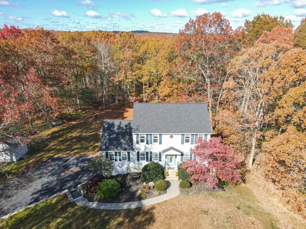 Photo of 59 Old Farm Rd