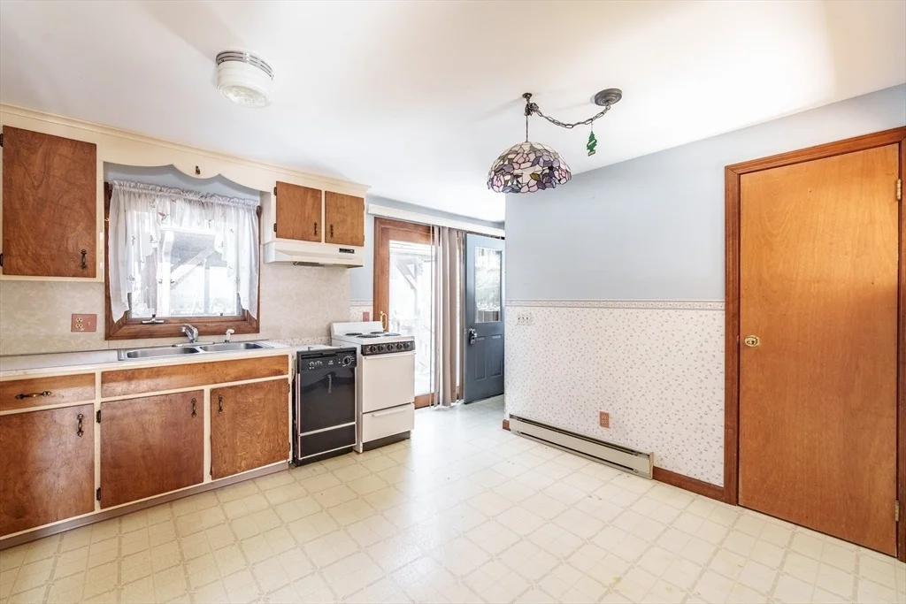 Photo of 70 Overlook Dr