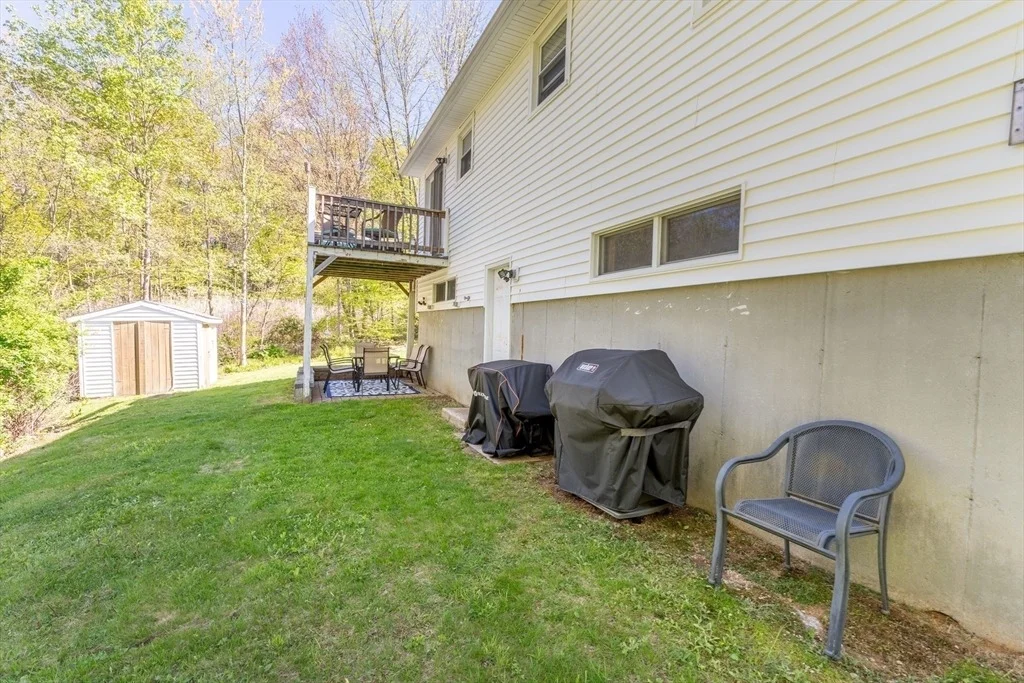 Photo of 75 Fairview Park Rd
