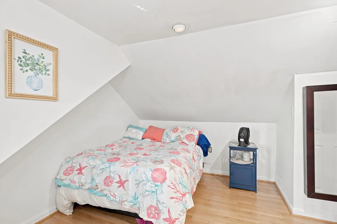 Photo of 166 Sandwich Rd