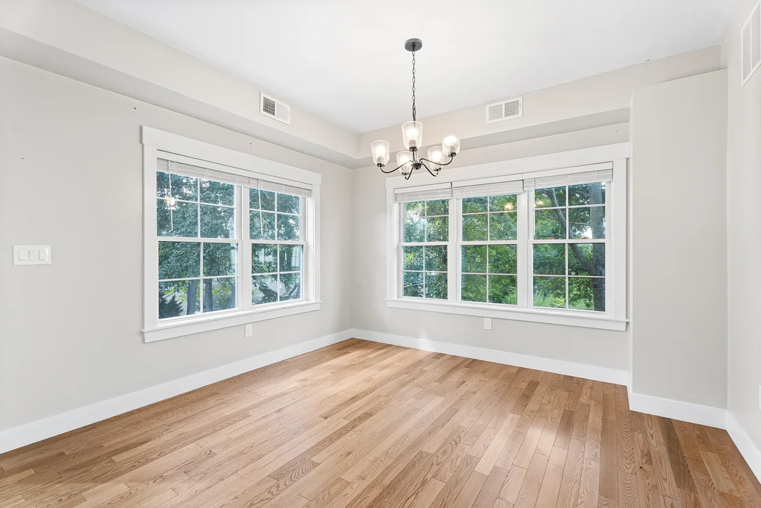 Photo of 30 Valmor St
