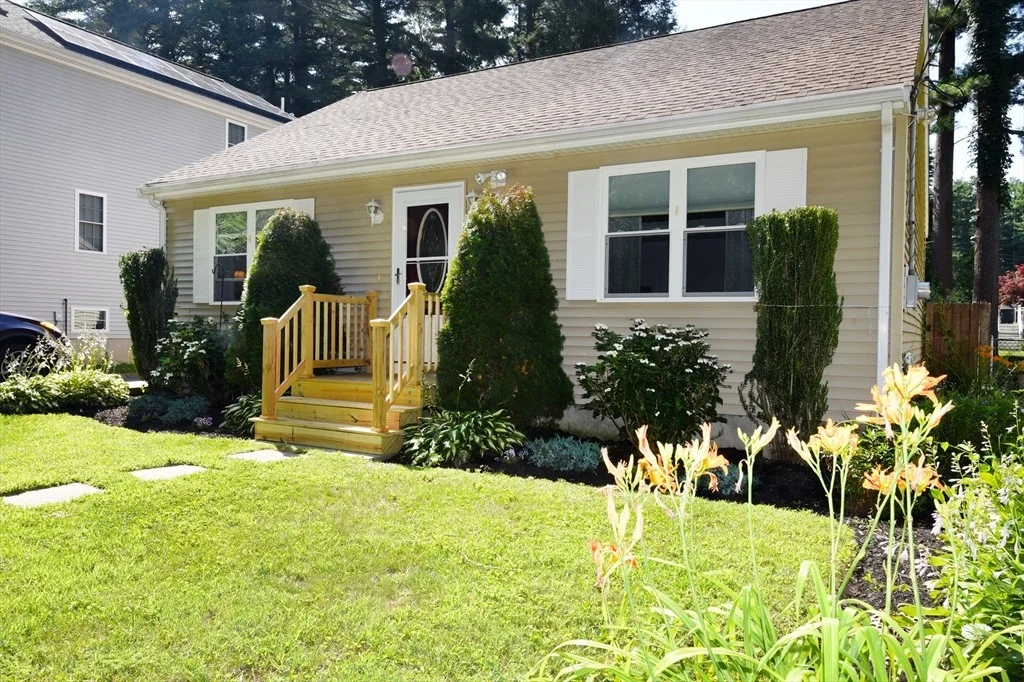 Photo of 34 Thirteenth Ave
