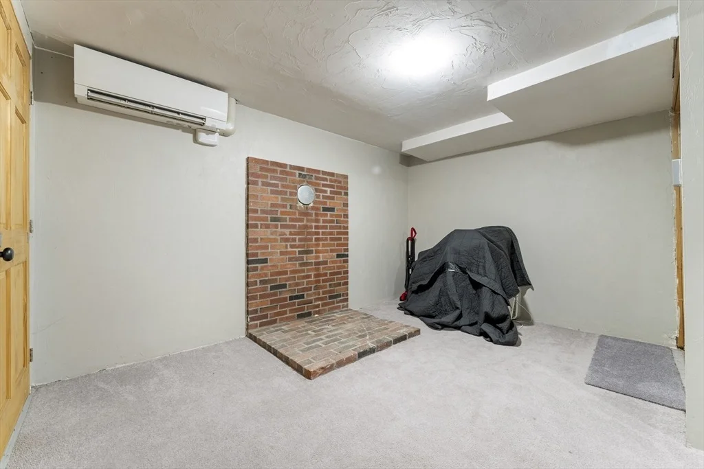 Photo of 11 Scenic Ave