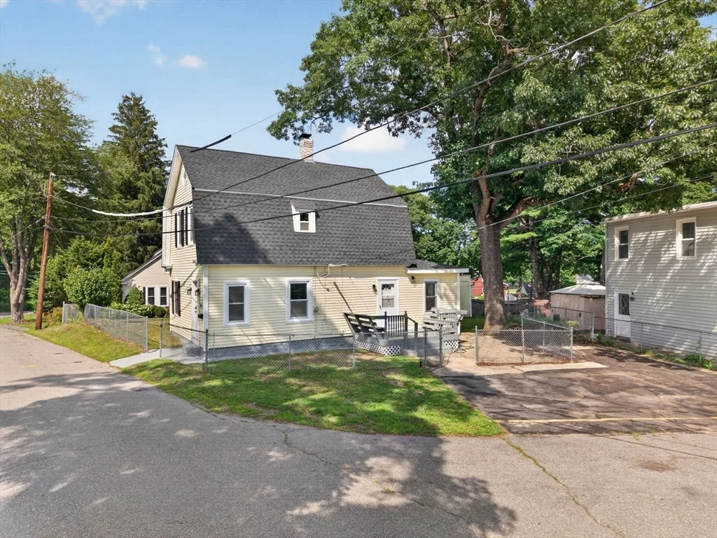 Photo of 55 Grant St