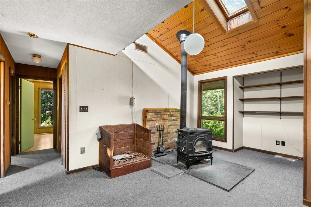 Photo of 90 Pine Ridge Rd